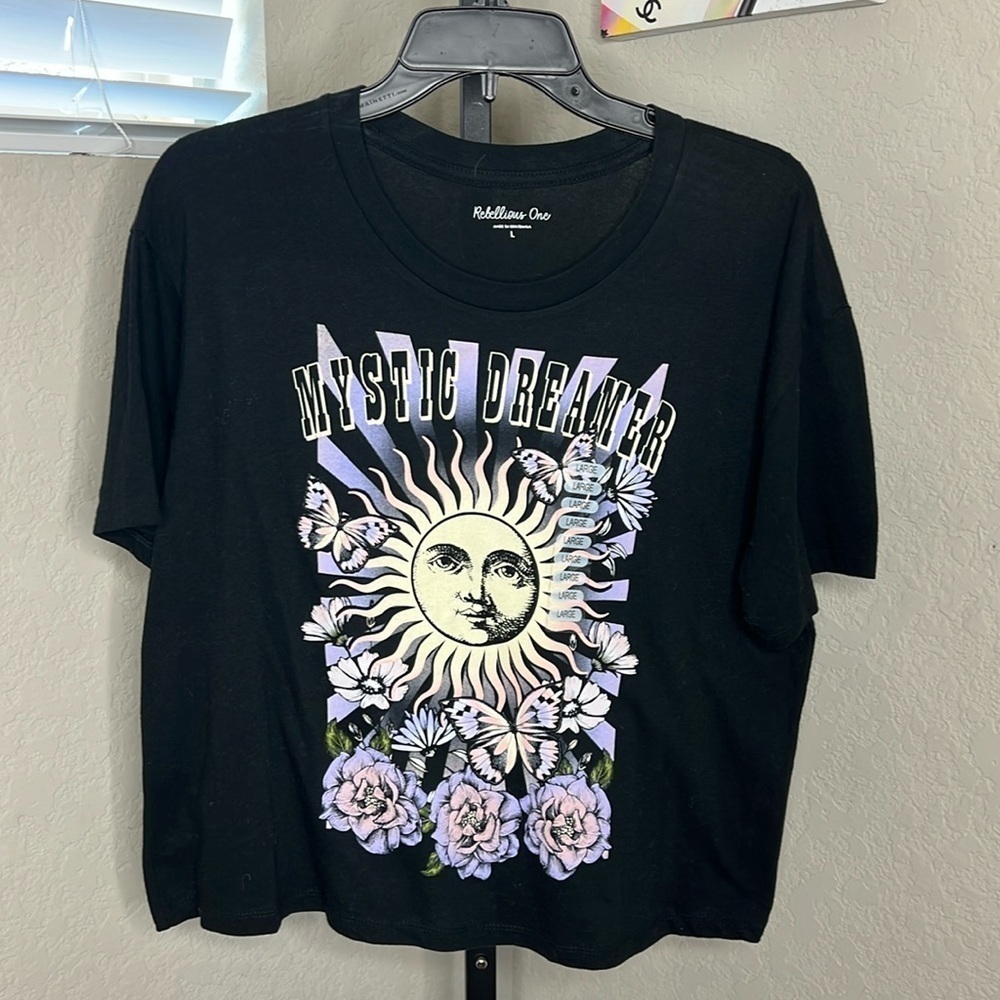 155 - Rebellious One NWT Black Short Sleeve Crop T-Shirt, Size Large